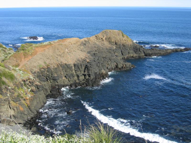 Flinders - The Blowhole (Blowhole Track): View east along coast from lookout at car park