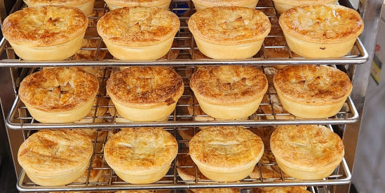 Ando's Bakery, Foster