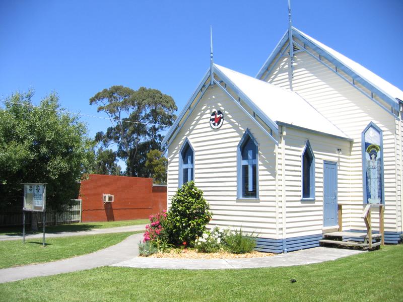 Foster - Shops and commercial centre, Main Street and Station Street: Uniting Church, Station St