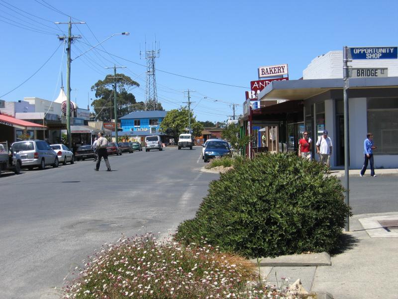 Foster - Shops and commercial centre, Main Street and Station Street: View south along Main St at Bridge St