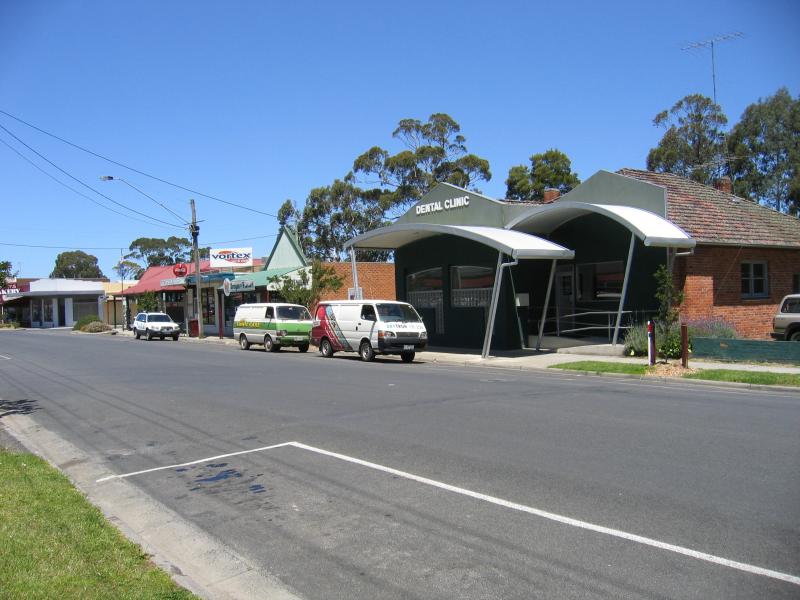 Foster - Shops and commercial centre, Main Street and Station Street: View south along Main St towards Bridge St