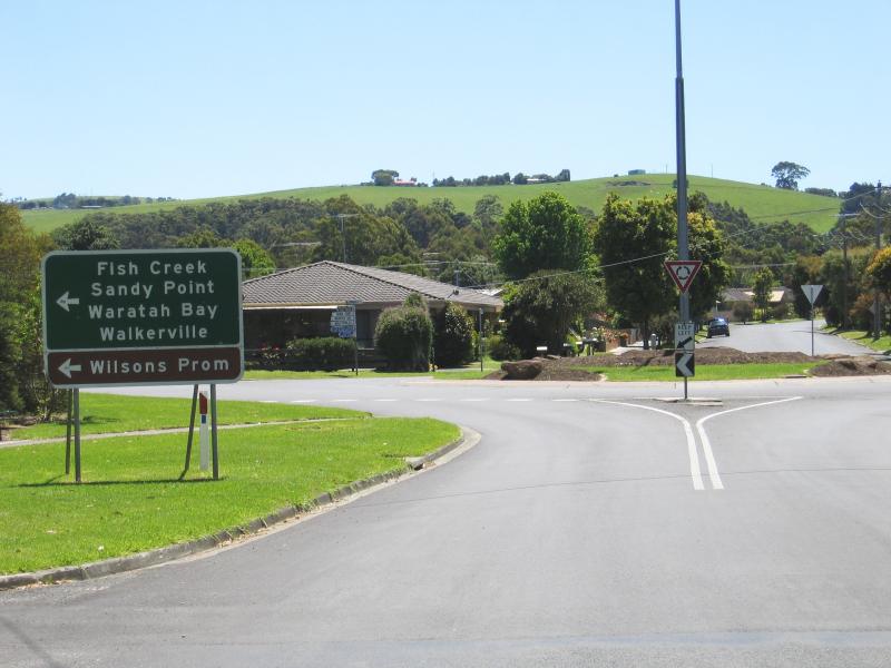 Foster - Pearl Park, Stockland Creek and surroundings, Main Street: View north along Main St towards McDonald St