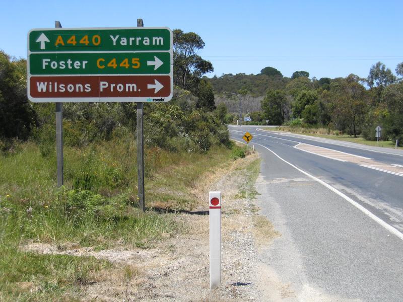 Foster - South Gippsland Highway around Foster: View south-east along highway towards Toora Rd