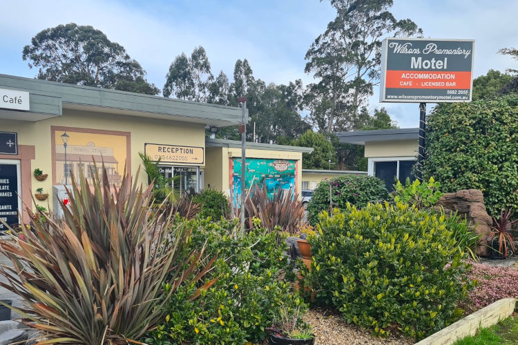Wilsons Promontory Motel, Foster