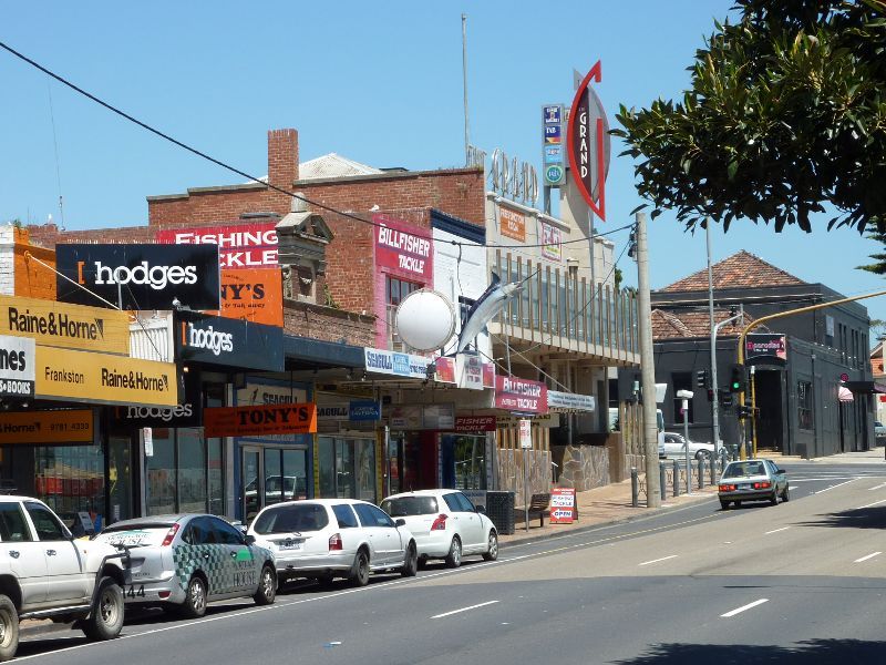 Frankston - Shops and commercial centre between Nepean Highway and Young Street: View south along Nepean Hwy towards Davey St