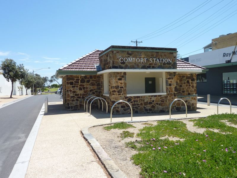 Frankston - Shops and commercial centre between Nepean Highway and Young Street - Toilets, view west along Playne St at Nepean Hwy