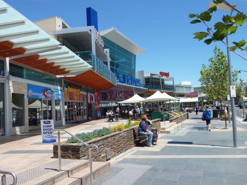 Frankston - Shops and commercial centre between Nepean Highway and Young Street - Bayside Entertainment Centre fronting Wells st