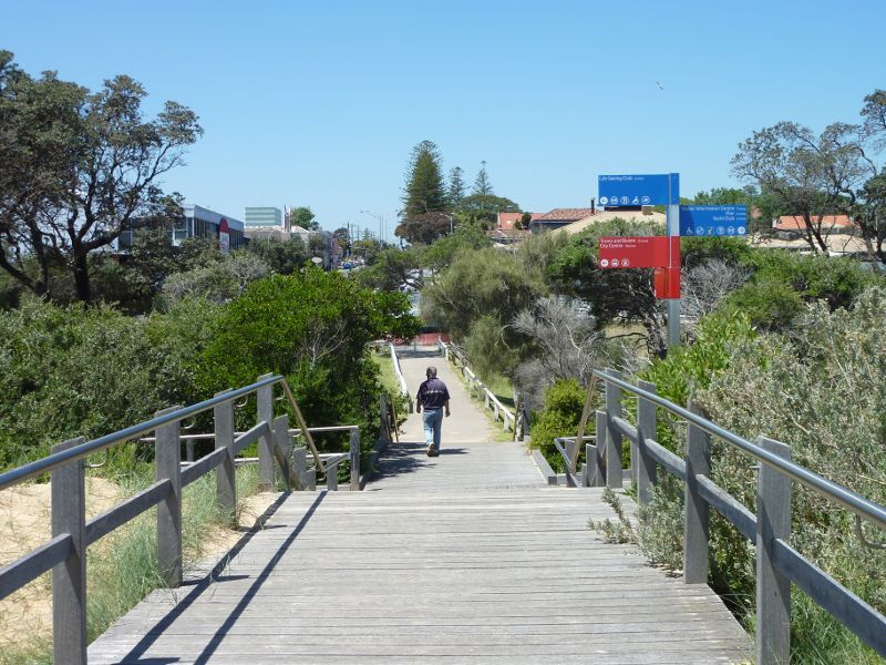 Frankston - Kananook Creek Reserve: View east along boardwalk through reserve towards Davey St