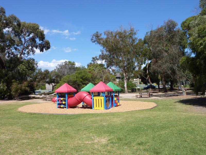 Frankston - George Pentland Botanic Gardens: Playground