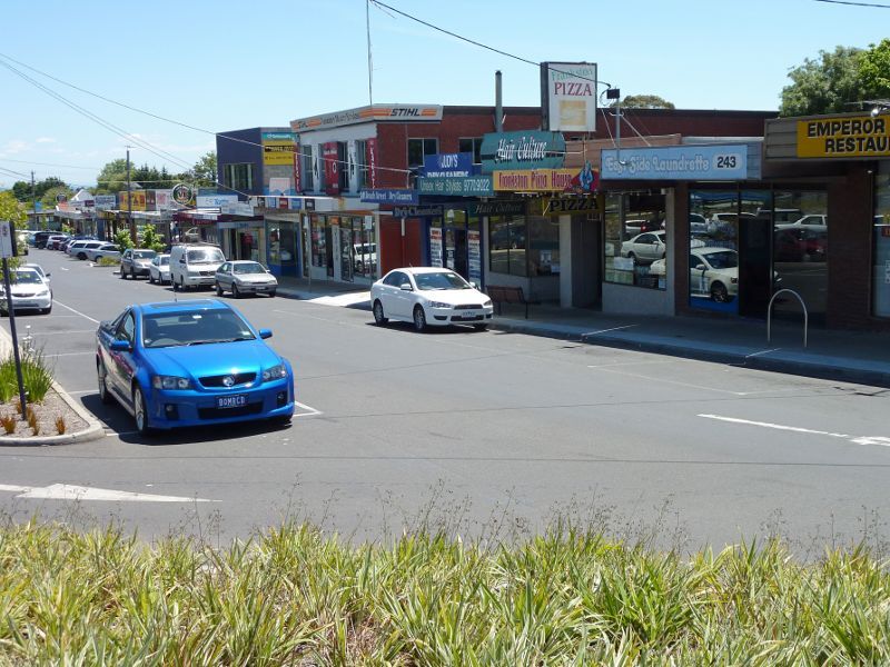 Frankston - Shops at eastern end of Beach Street: View north-west along service road near Frawley St