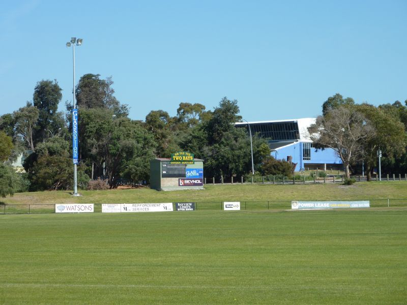 Frankston - Jubilee Park: View across football and cricket oval towards aquatic centre