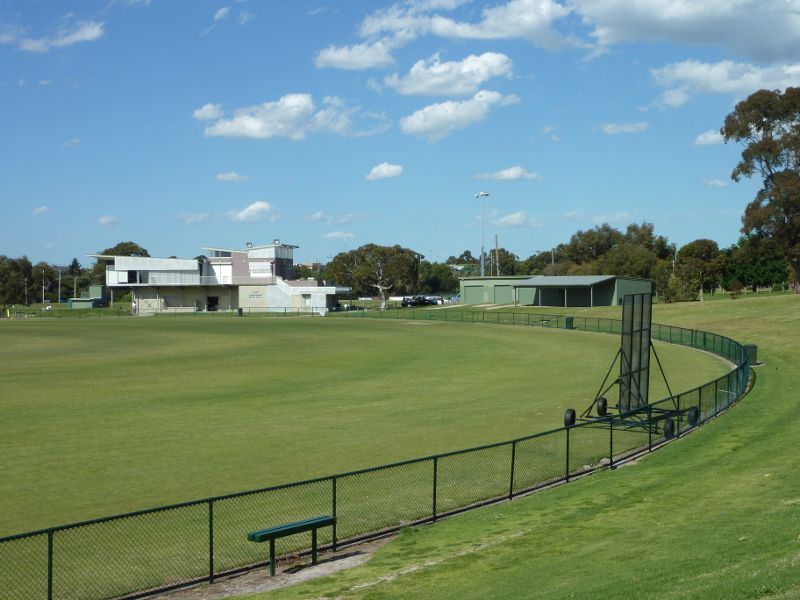 Frankston - Jubilee Park: Adrian Butler Oval and pavillion