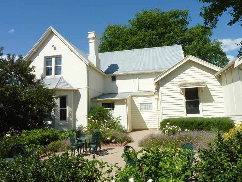 Frankston - Ballam Park Homestead, Cranbourne Road: Courtyard at rear of homestead