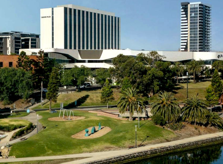 Crowne Plaza Geelong, Geelong