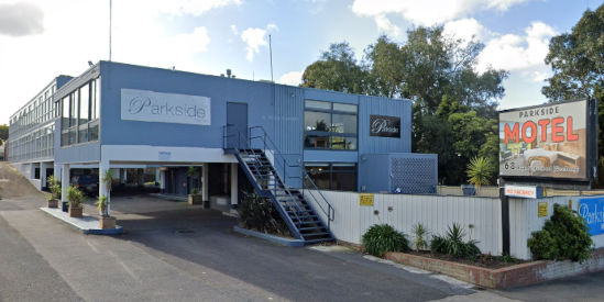 Parkside Motel