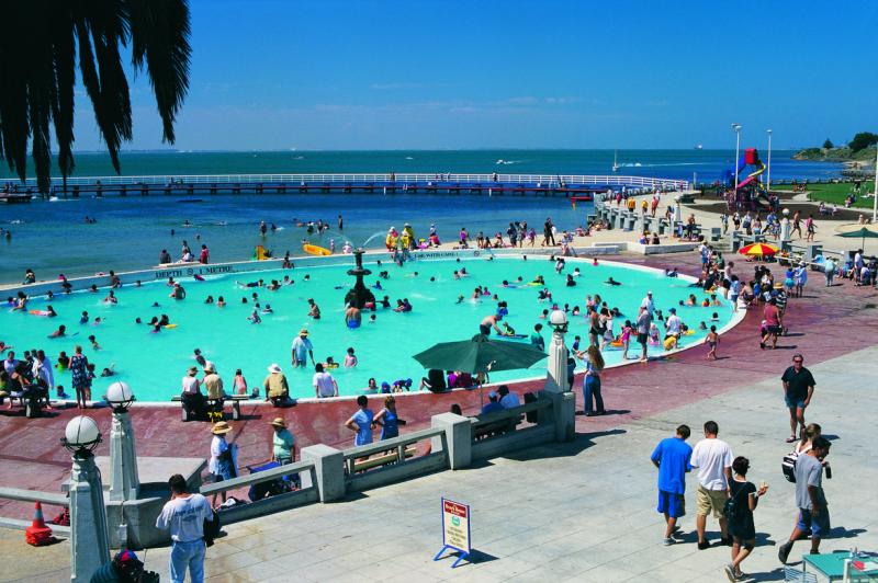 Geelong photos  Travel Victoria accommodation & visitor guide