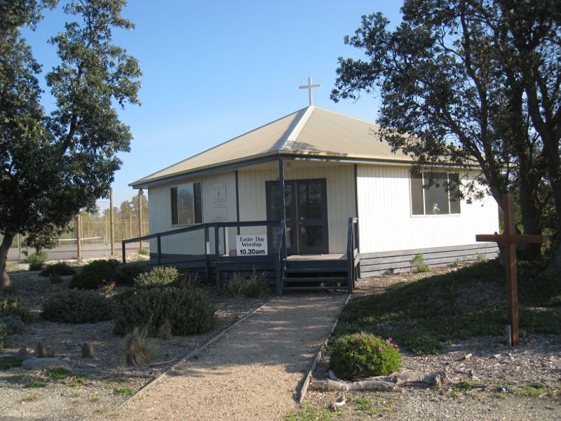 Golden Beach - Community Centre, Surf Edge Drive opposite Blue Water Avenue: St Anne's Anglican Church