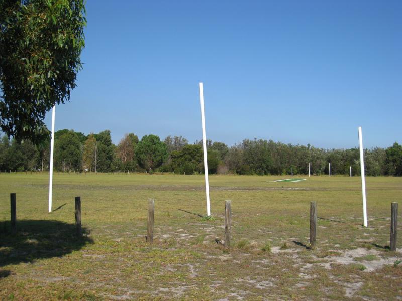 Golden Beach - Veronica Maybury Memorial Reserve, Surf Edge Drive: Football oval