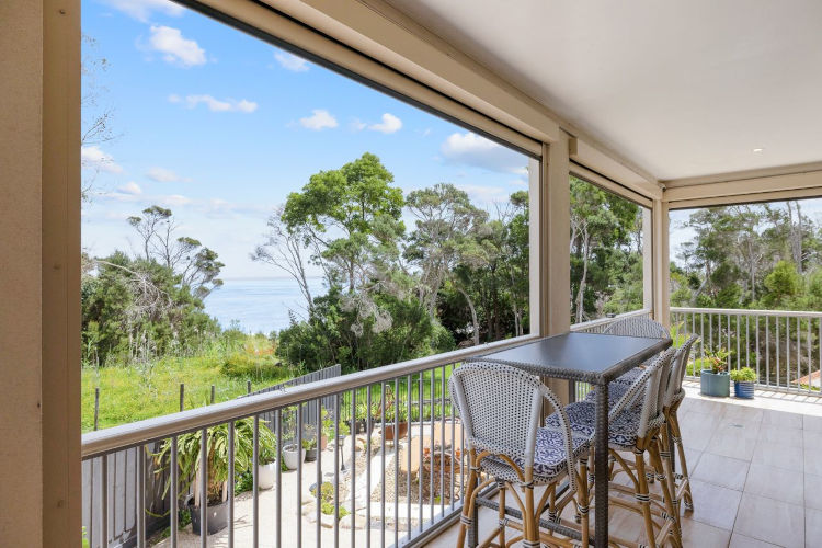 Foreshore Retreat, Grantville