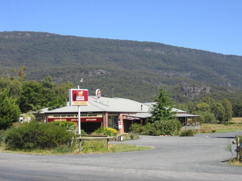 Halls Gap photos Travel Victoria & visitor guide