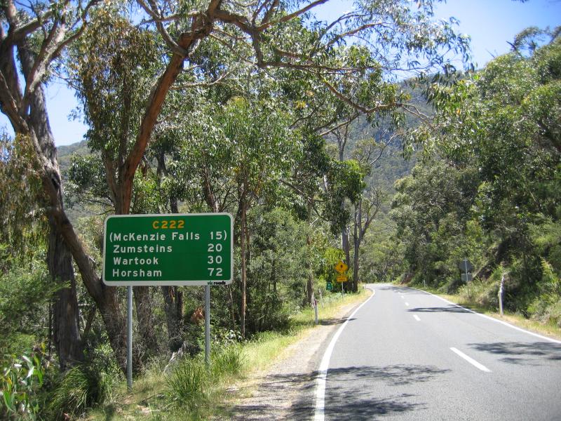 Halls Gap - Mount Victory Road: View west along Mt Victory Rd near Grampians Rd