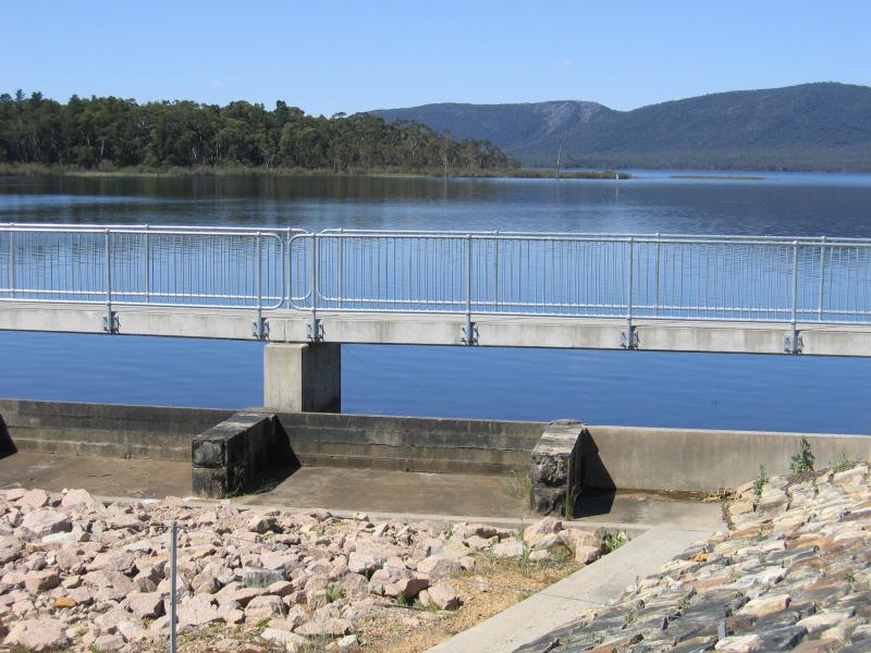Halls Gap - Lake Wartook: View across lake from dam wall