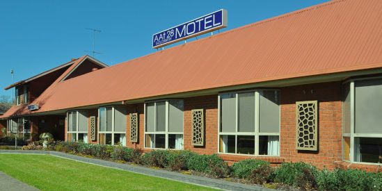 AAt 28 Goldsmith Motel