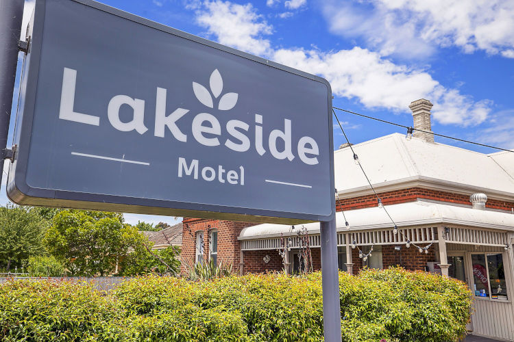 Hamilton Lakeside Motel, Hamilton