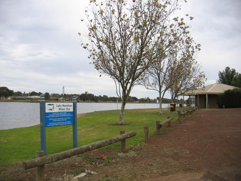 Hamilton - Lake Hamilton: View south along lake from boat ramp off Mill Rd
