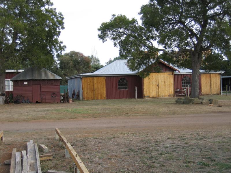 Hamilton - Pastoral Museum, Ballarat Road at Hiller Lane: Display sheds