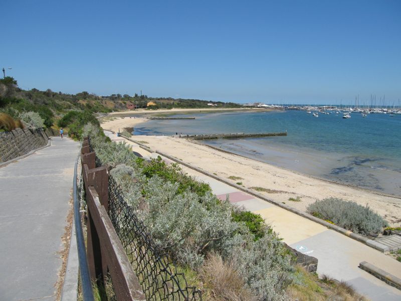 Hampton - Beach and coastline around B.J. Ferdinando Gardens: View south along coastal path