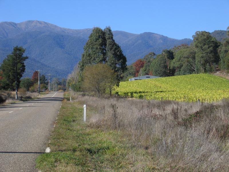 Harrietville - Smoko, Great Alpine Road 10 kilometres north of Harrietville: View south-east along Great Alpine Rd towards tobacco farms, 2 km north of Smoko