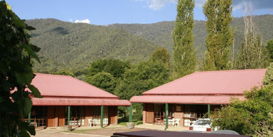 Snowline Hotel