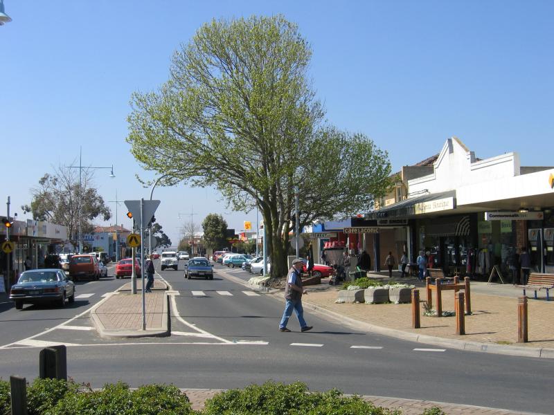 Hastings - Commercial centre and shops, High Street precinct: View east along High St at Victoria St