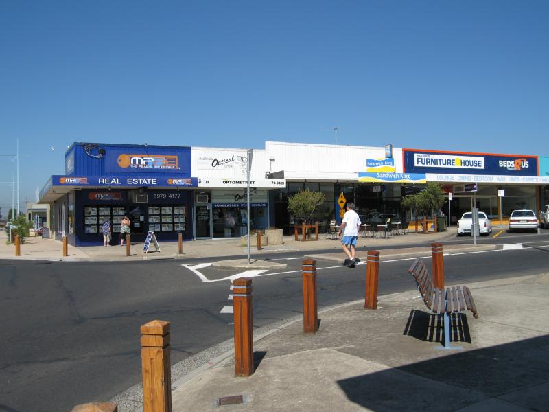 Hastings - Commercial centre and shops, High Street precinct: View south along Victoria St at High St