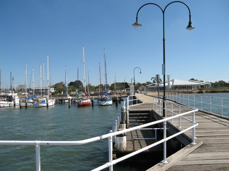 Hastings - Hastings Jetty and Pelican Park Recreation Centre: View along jetty back towards the shore