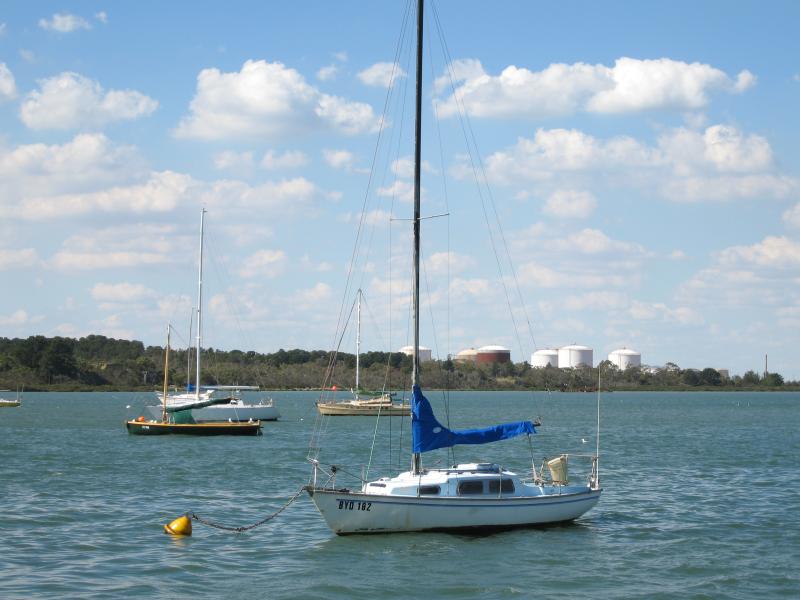 Hastings - Hastings Jetty and Pelican Park Recreation Centre: Yachts viewed from jetty