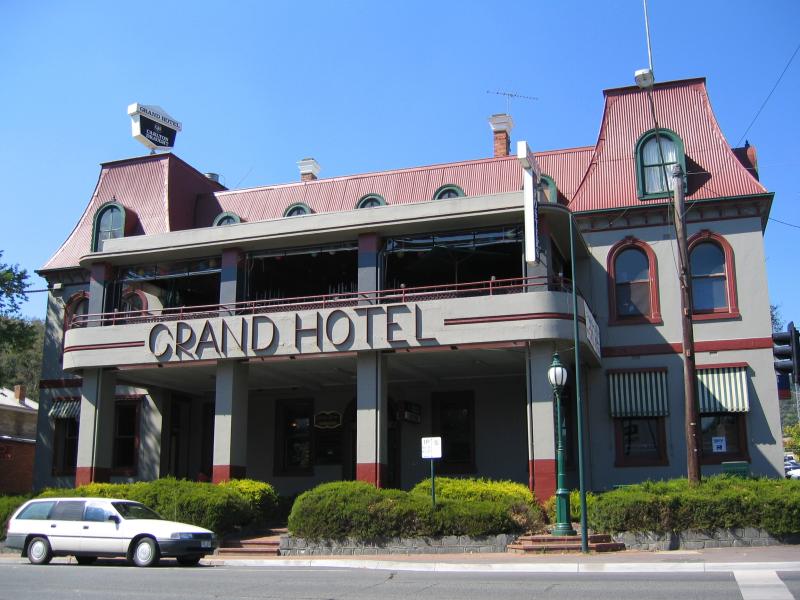 Healesville - Shops and commercial centre, Nicholson Street west of Badger Creek Road: Grand Hotel, corner Nicholson St and Green St