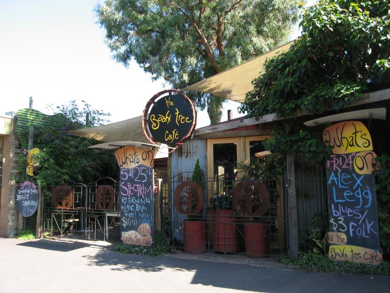 Healesville - Shops and commercial centre, Maroondah Highway east of Badger Creek Road: Bodhi Tree Cafe
