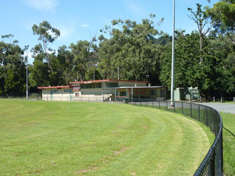 Healesville - Queens Park: Football oval and Roy McLeish Stand