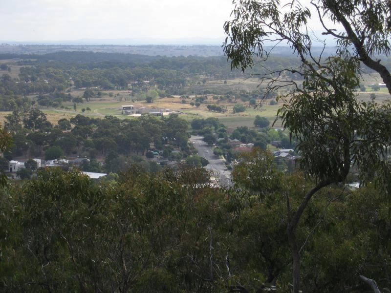 Heathcote photos Travel Victoria & visitor guide