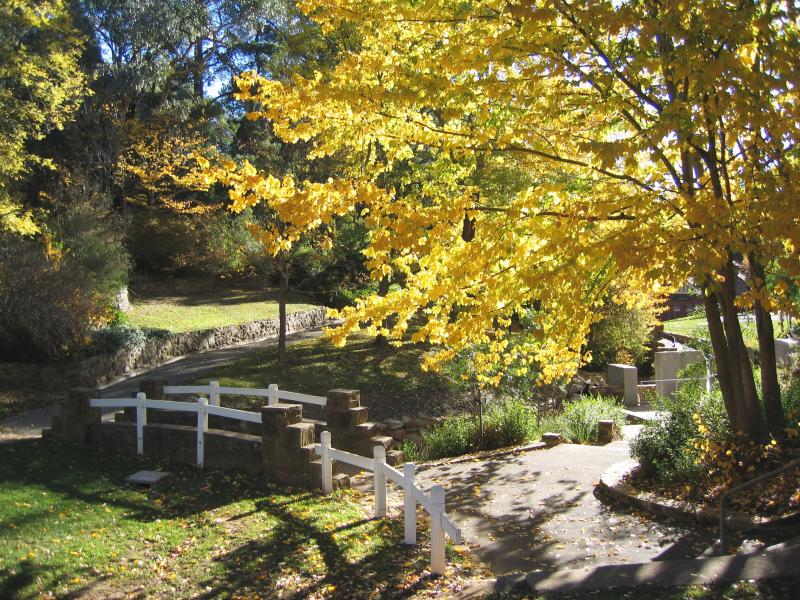 Hepburn Springs - Mineral Springs Reserve: Locarno spring