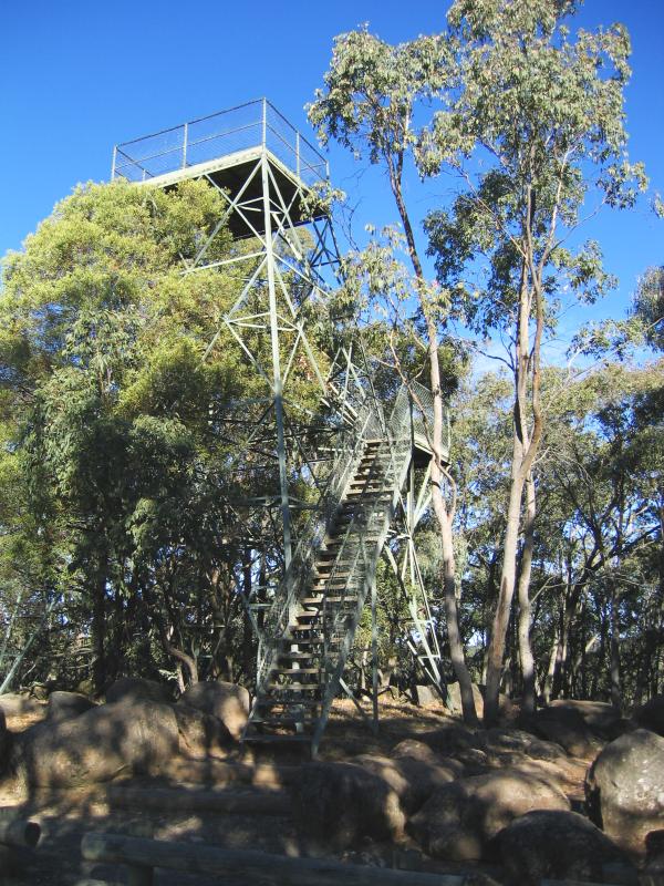 Hepburn Springs - Jacksons Lookout, Back Hepburn Road: Lookout tower