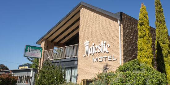 Majestic Motel