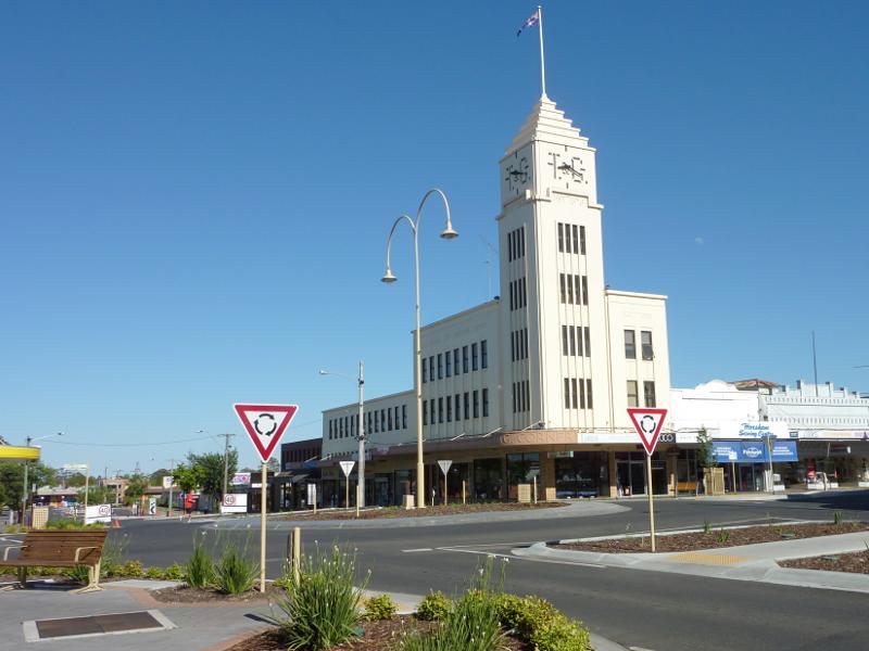 Horsham - Shops and commercial Centre, Firebrace Street and adjoining streets: T&G Building, corner Firebrace St and McLachlan St