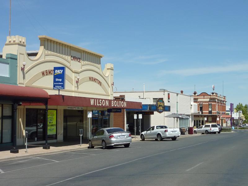 Horsham - Shops and commercial Centre, Firebrace Street and adjoining streets: View west along Pynsent St towards Firebrace St