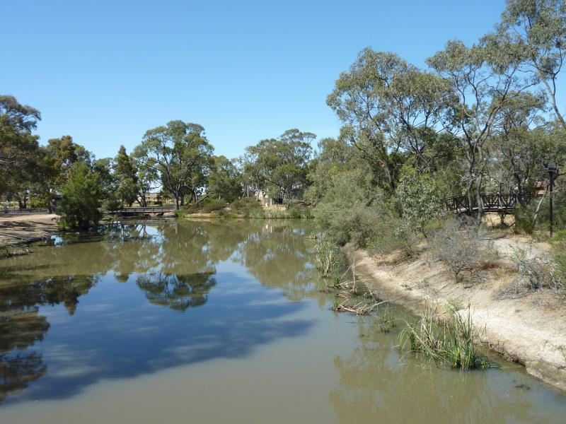 Horsham - Lagoon along Eastgate Drive: View south over lagoon from footbridge
