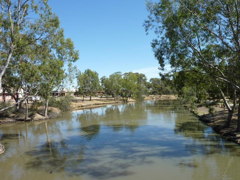 Horsham - Lagoon along Eastgate Drive: View north along lagoon from footbridge
