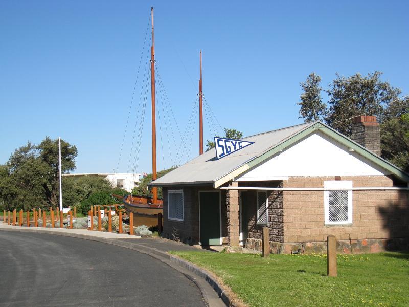 Inverloch - Western end of The Esplanade: View east along The Esplanade towards South Gippsland Yacht Club
