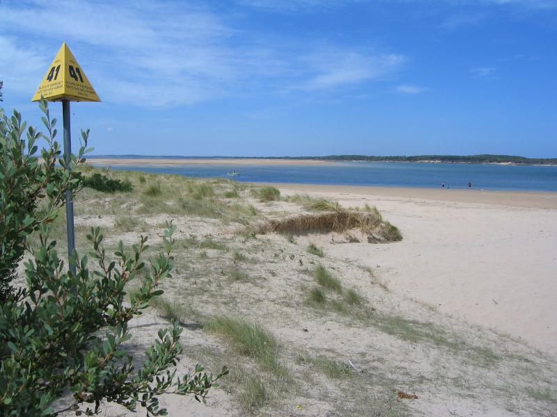 Inverloch - Inverloch town beach, Anderson Inlet west of Inverloch Jetty: View south-east along Anderson Inlet